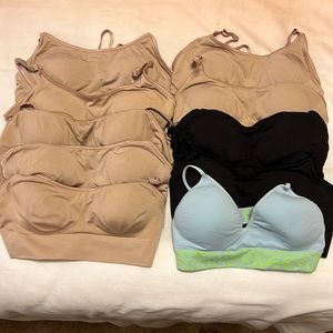 Lot of 10 bras. Mostly Warner Wireless Easy Does It Bras.